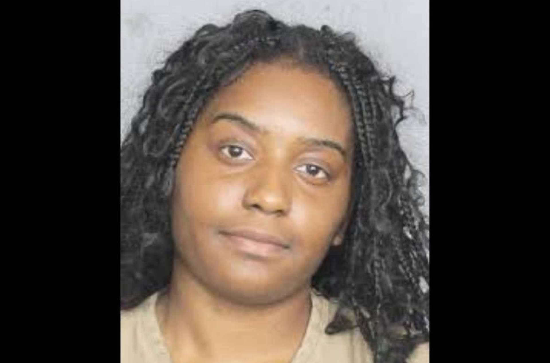 Florida TSA Worker Accused of Assaulting 79-Year-Old JetBlue Passenger Florida TSA Worker Accused of Assaulting 79-Year-Old JetBlue Passenger