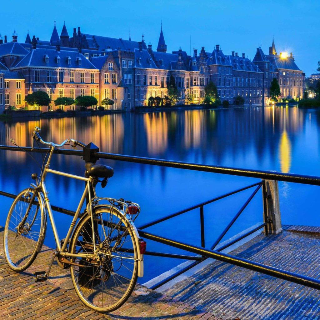 Mercure Hotel Den Haag Central: La scelta migliore per i viaggiatori di Hague in cerca di momenti di magia e stupore. Recensioni dell’Hotel Mercure Hotel Den Haag Central: La scelta migliore per i viaggiatori di Hague in cerca di momenti di magia e stupore. Recensioni dell’Hotel