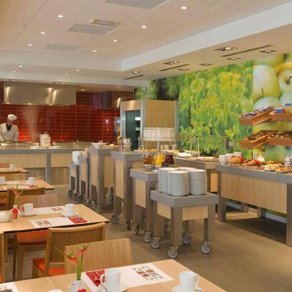 Mercure Hotel Den Haag Central – Hague में बेहतरीन सुविधाओं और सेवा के साथ एक अविस्मरणीय ठहराव का वादा करता है। होटल समीक्षा Mercure Hotel Den Haag Central – Hague में बेहतरीन सुविधाओं और सेवा के साथ एक अविस्मरणीय ठहराव का वादा करता है। होटल समीक्षा