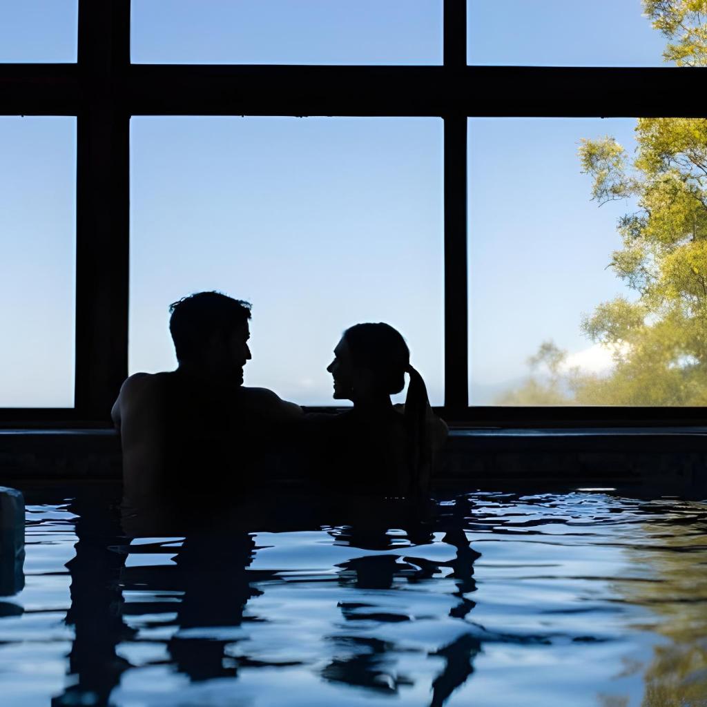 Ṣe ayẹwo awọn iṣẹ iyanu ni Hotel Bellavista, ti o wa ni ọkan ti Puerto Varas. Àtẹ̀jáde ilé ìtura Ṣe ayẹwo awọn iṣẹ iyanu ni Hotel Bellavista, ti o wa ni ọkan ti Puerto Varas. Àtẹ̀jáde ilé ìtura
