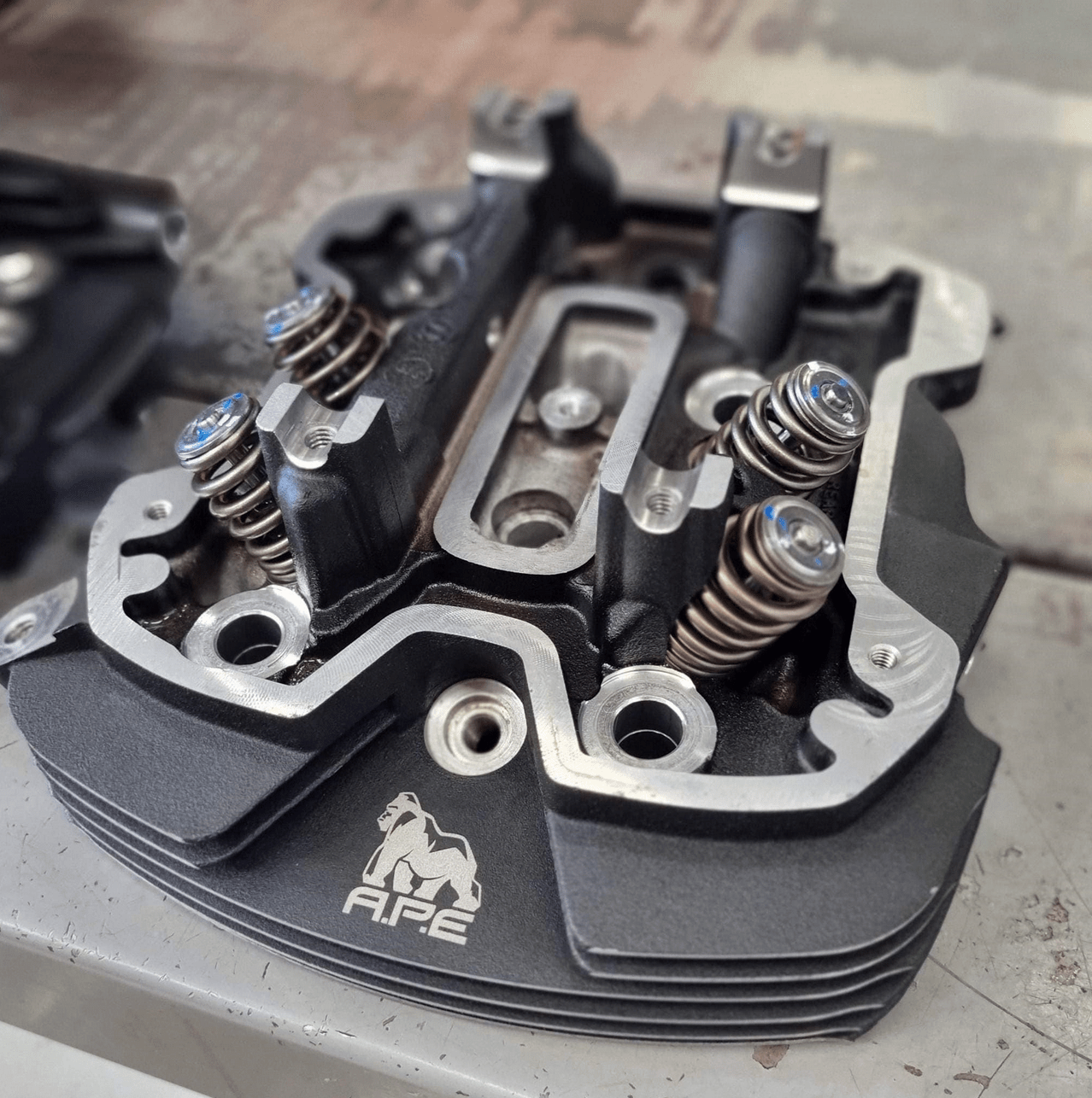 A.P.E Sneaky Pete 128ci Big Bore Package