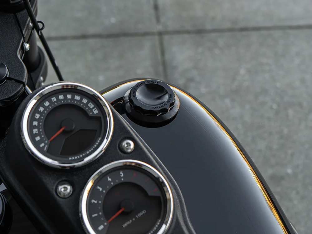 Arlen Ness 12 Point, Right Hand Vented Screw-In Fuel Cap – Black. Fits H-D Big Twin 1996up & Sportster 1996-2021