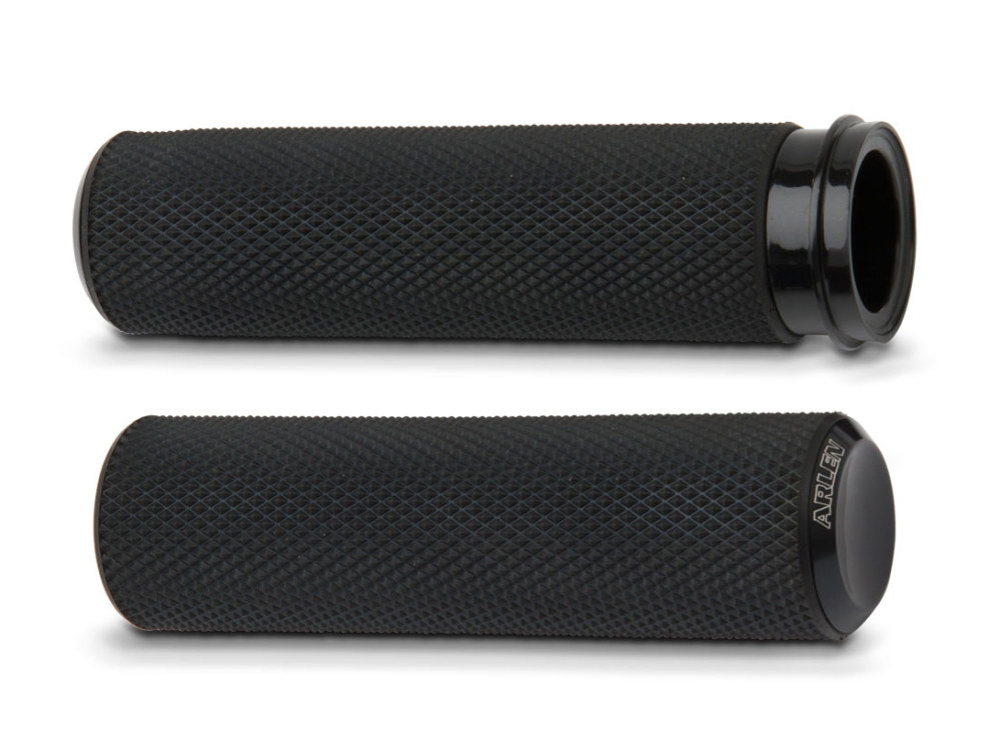 Arlen Ness Knurled Fusion Handgrips – Black. Fits Big Twin 2008-2024 with Throttle-by-Wire
