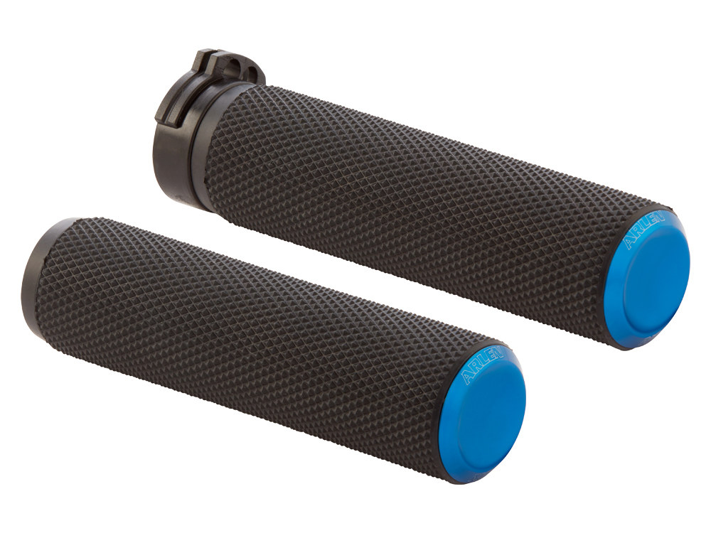 Arlen Ness Knurled Fusion Handrips – Blue. Fits H-D with Throttle Cable.