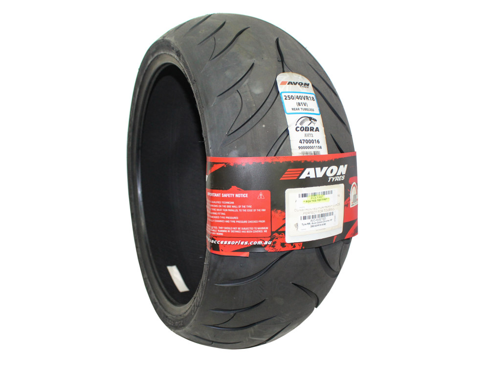 Tyre RR; Avon Cobra Chrome 18