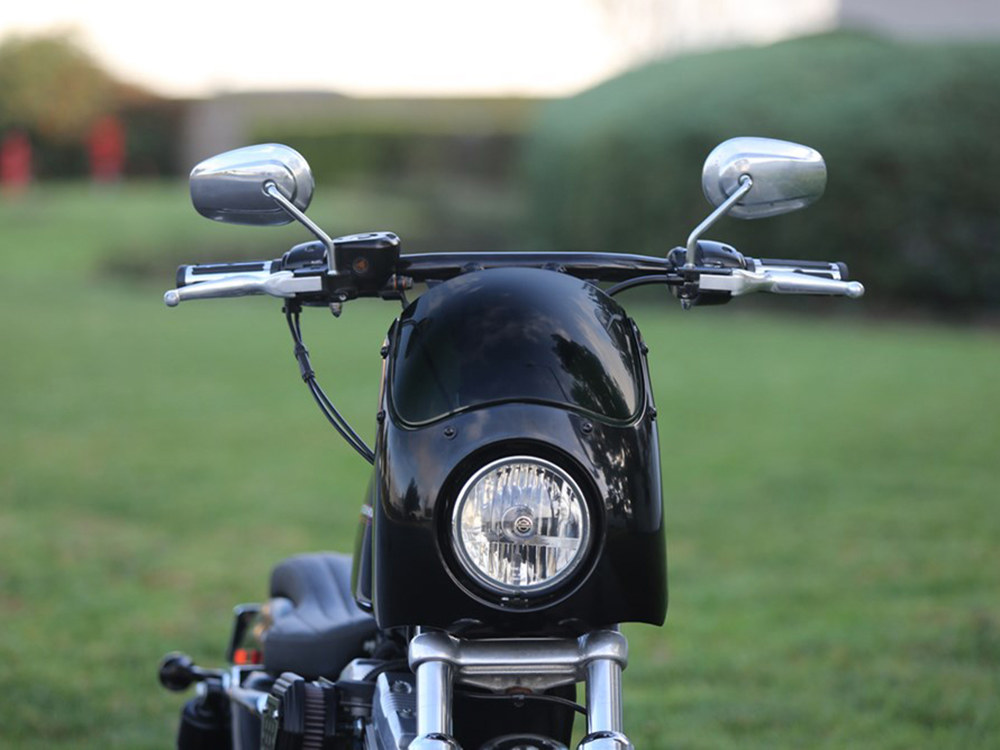 Burly Brand Outlaw Universal Fairing. Fits 35mm-49mm Forks & 5-3/4in. Headlight.