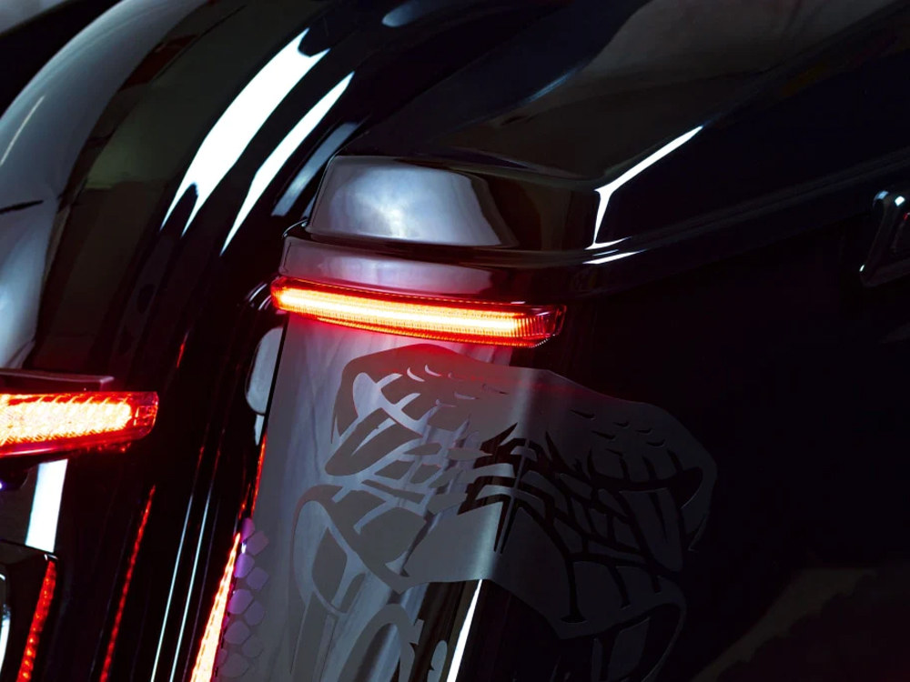 Ciro3D Bag Blades Saddlebag Lights. Red Run & Brake, Amber Turn with Smoke Lens. Fits Touring 2014up.