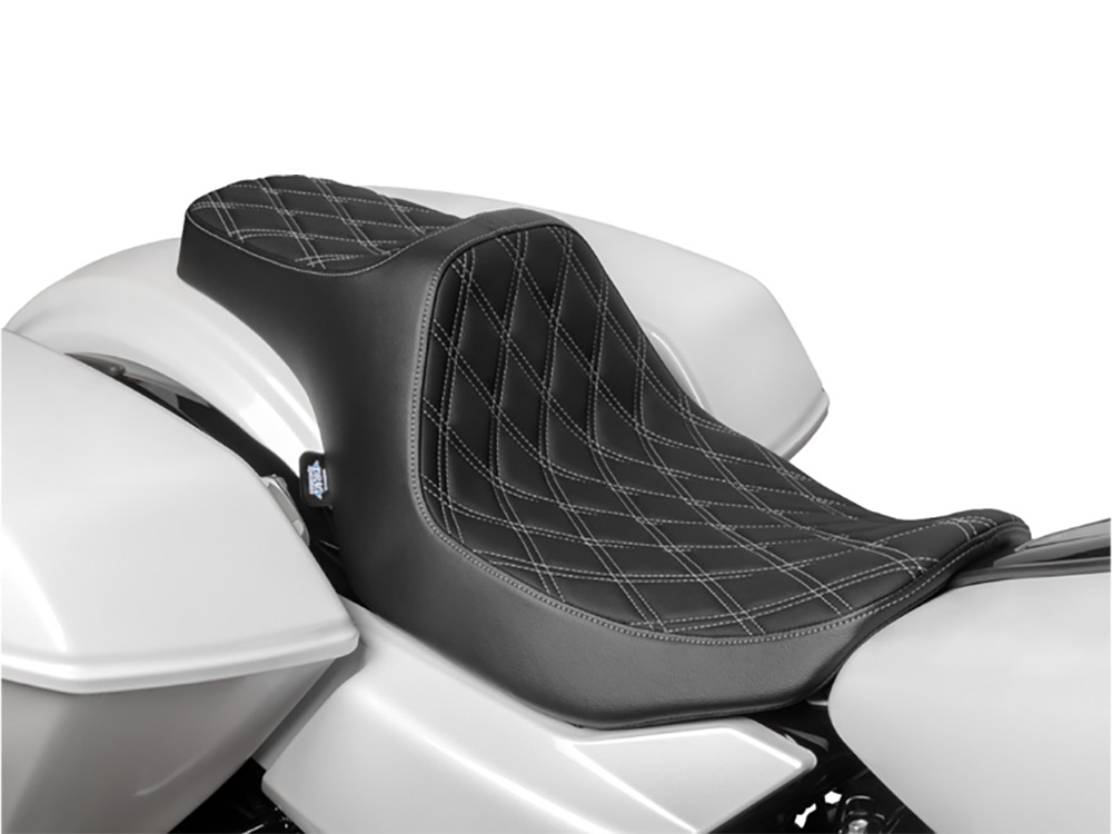 Drag Specialties Predator 3 Dual Seat with Silver Double Diamond Lattice Stitch. Fits CVO Touring 2023up, Street Glide & Road Glide 2024up, Touring 2025up
