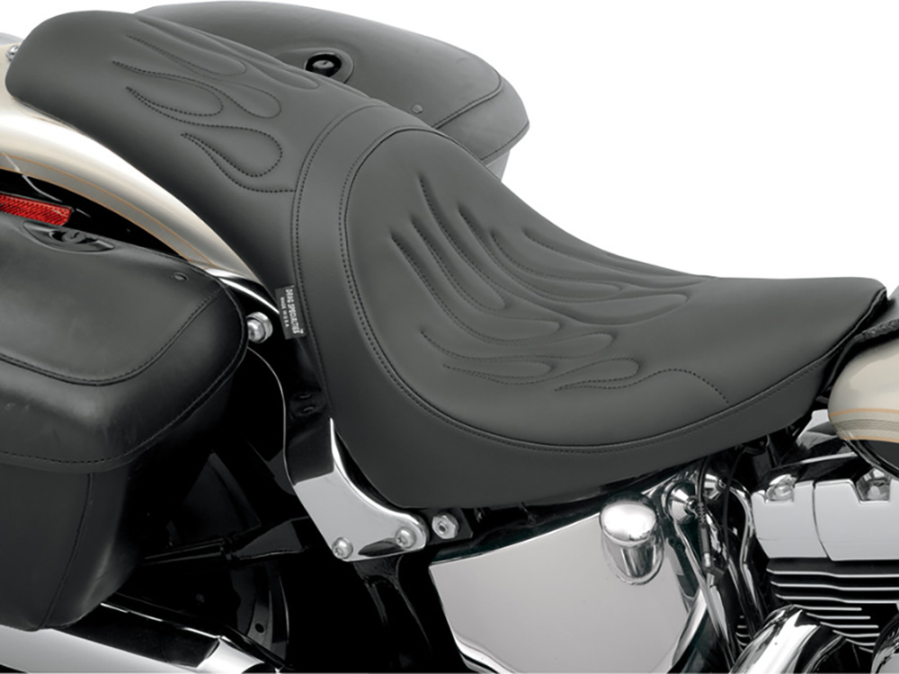 Drag Specialties Predator Dual Seat – Flame Solar Leather Black. Fits Softail 2000-2017 with 130 or 150 OEM Rear Tyre