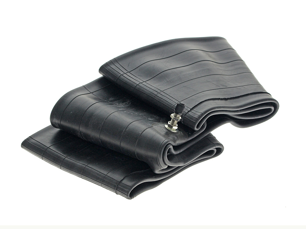 Dunlop 16in. Dunlop Inner Tube with Metal Side Valve. Fits 180 or 200 Tyre