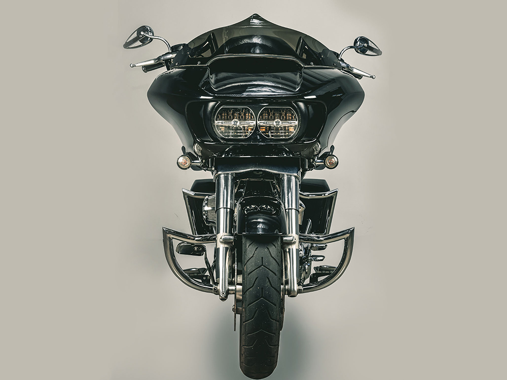 FACTORY 47 HANDLEBARS Defender Front Crashbar – Chrome. Fits Touring 2009-2023.