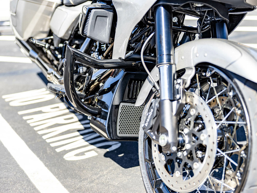 FACTORY 47 HANDLEBARS Guardian Front Crashbar – Gloss Black. Fits Touring 2009up