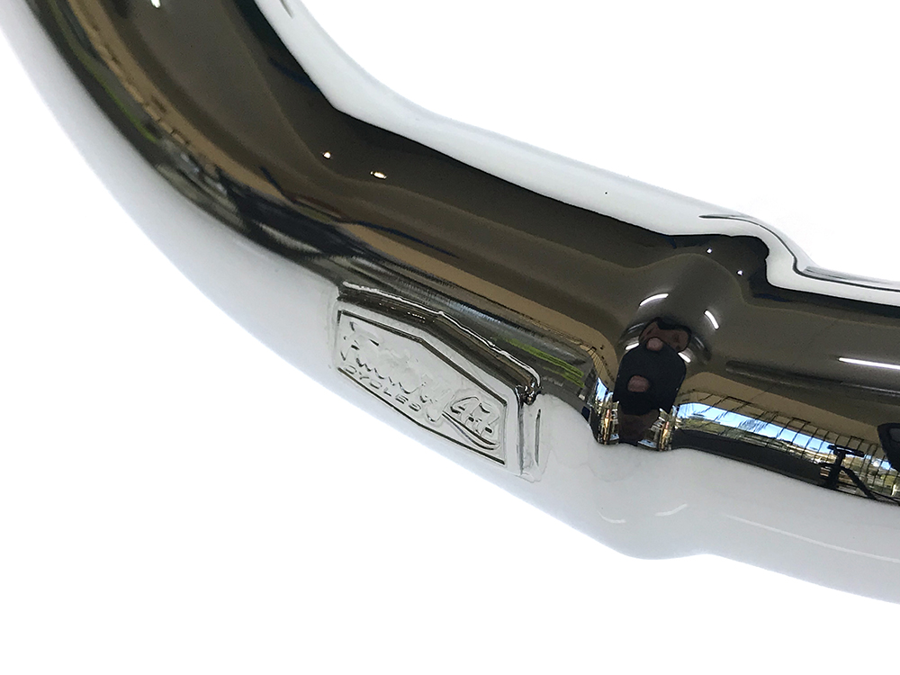FACTORY 47 HANDLEBARS 16in. x 1-1/2in. Assault Handlebar – Chrome. Fits Ultra Models 1996-2024 and Street Glide 1996-2023