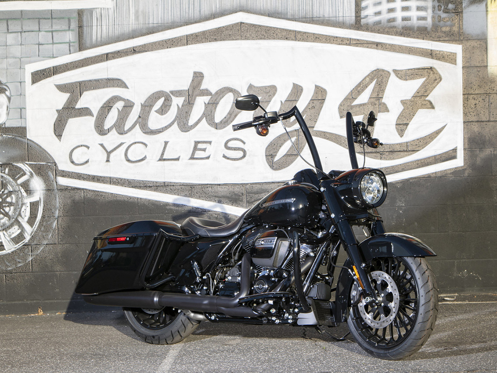 FACTORY 47 HANDLEBARS 16in. x 1-1/2in. Classic 47 Malo Handlebar – Gloss Black.