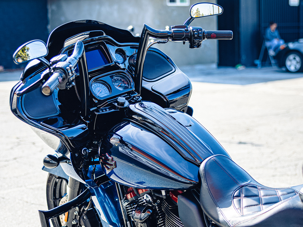 FACTORY 47 HANDLEBARS 14in. x 1-1/2in. Signature Handlebar – Gloss Black. Fits Road Glide 2015-2023