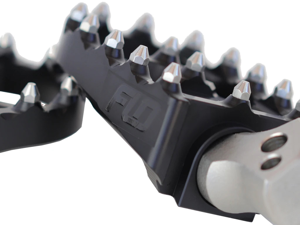 Footpegs; V2 MX Blk S/Tail%2718up RR
