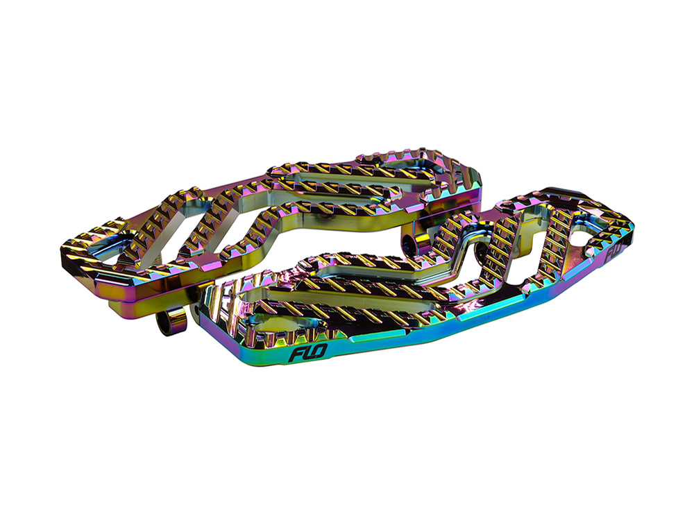 Flo Motorsports Savage Series Rider Floorboards – Jet Fuel. Fits Touring 1980up, FL Softail 1986-2017 & Dyna Switchback 2012-2016