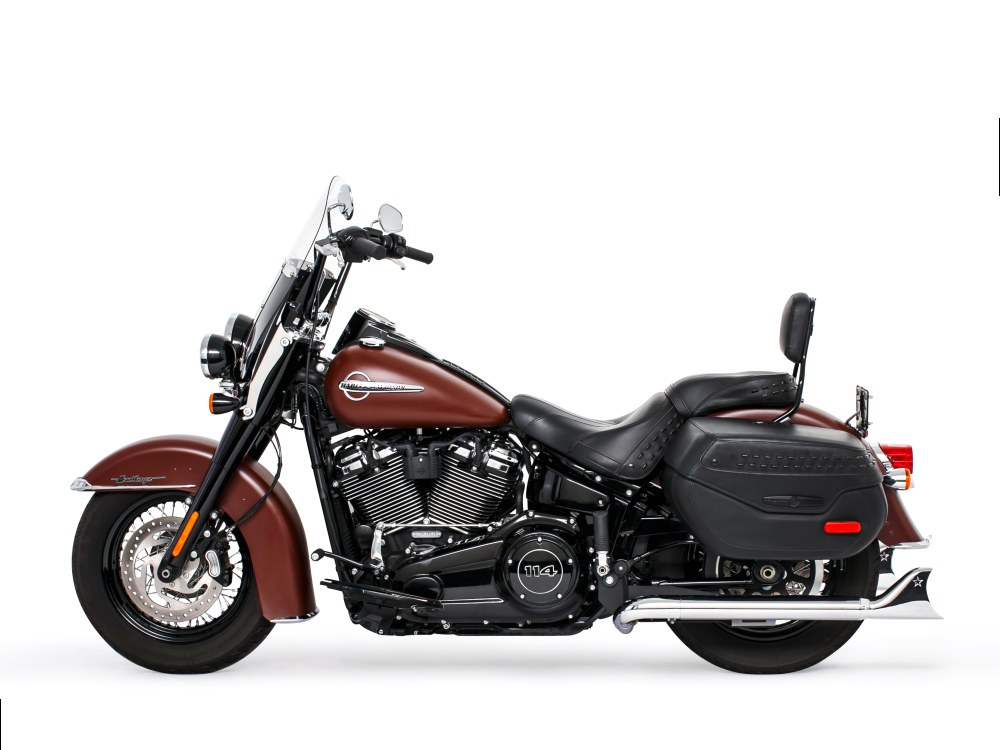 FREEDOM PERFORMANCE EXHAUST 33in. True Dual SharkTail Exhaust – Chrome. Fits Softail 2018up.