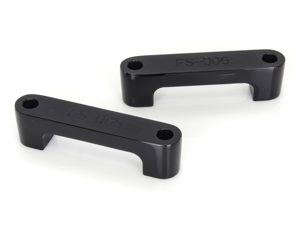 Hawg Halters Fender Spacer Kit – Black. Fits Touring 1984-2013 with 23in.or 26in. Custom Fender.