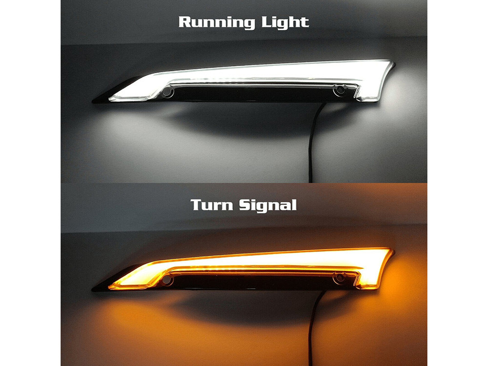 Hoglights LED FusionFX Windshield Trim – Smoke Lens, Chrome Housing. With Amber Turn, White Run. Fits Road Glide 2015-2023