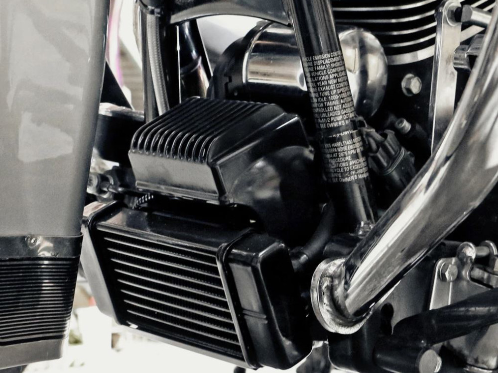 Jagg Oil Coolers 10-Row LowMount Oil Cooler Kit. Fits Touring 1984-2008.