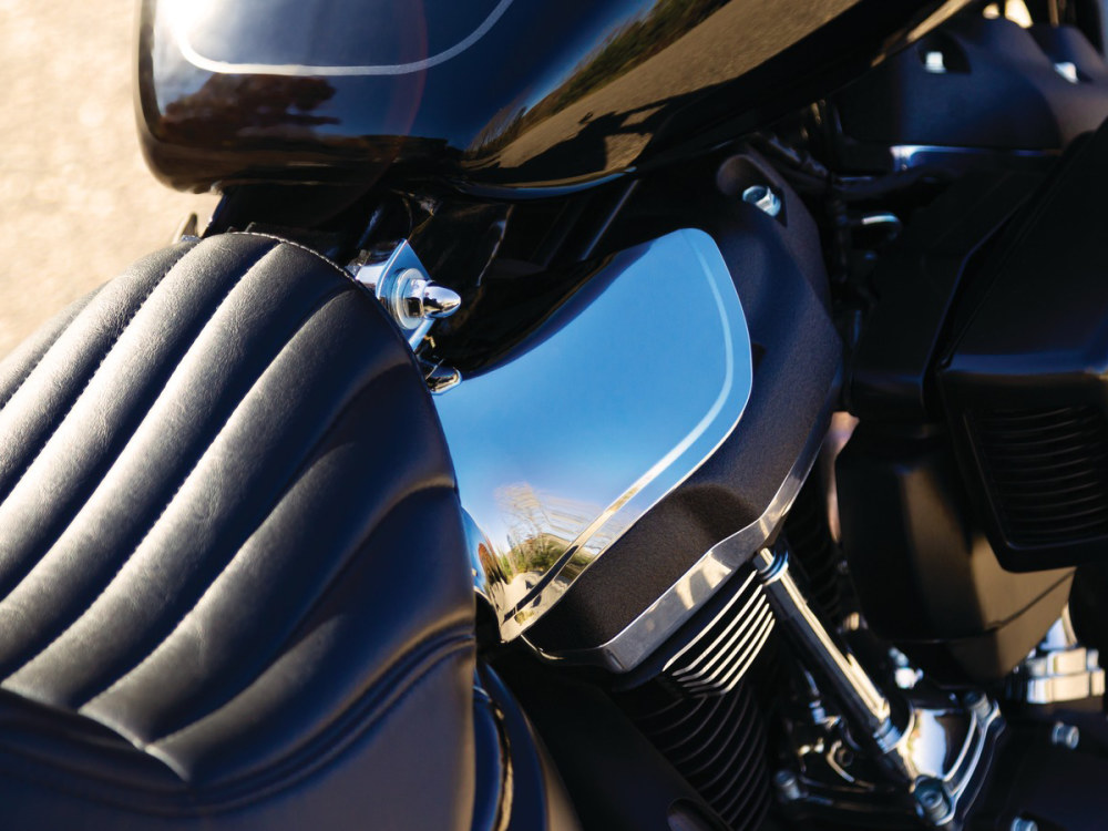 Kuryakyn Saddle Shields Heat Deflectors with Reflective Smoke. Fits Softail 2018up.