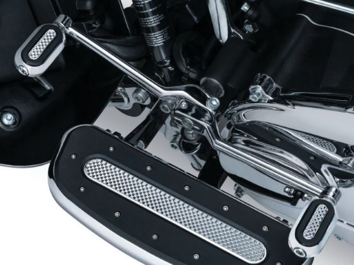 Kuryakyn Heavy Industry Shiftpeg – Chrome.