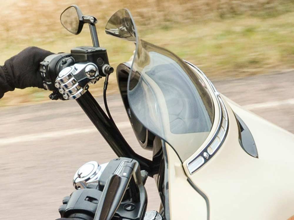 KLOCK WERKS 6.5in. Flare Windshield – Tinted. Fits Electra Glide, Tri Glide & Street Glide 2014-2023