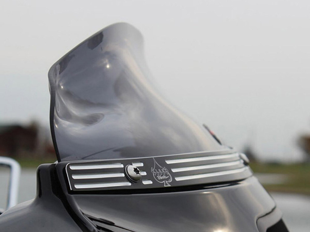KLOCK WERKS 4in. Super Low Flare Windshield – Dark Smoke. Fits Electra Glide, Tri Glide & Street Glide 2014-2023