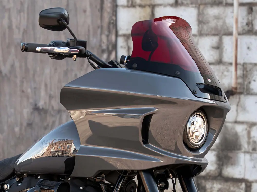 KLOCK WERKS 8in. Flare Windshield – Red. Fits Low Rider ST 2022up