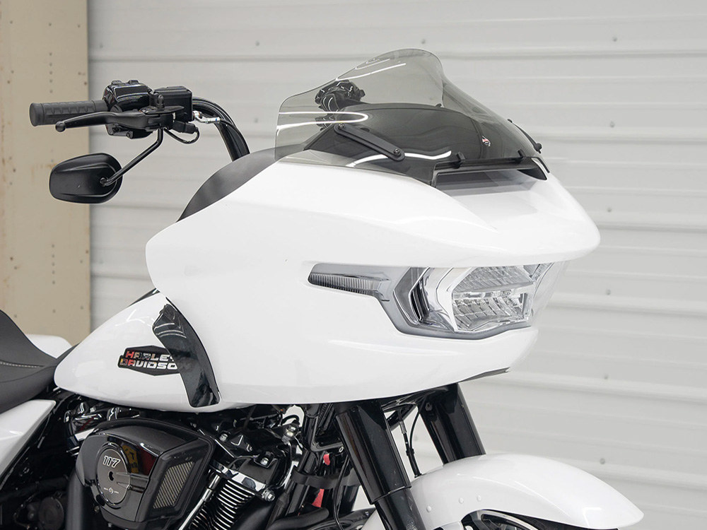 KLOCK WERKS 10in. Sports Flare Windshield – Tinted. Fits CVO Road Glide 2023up & Road Glide 2024up