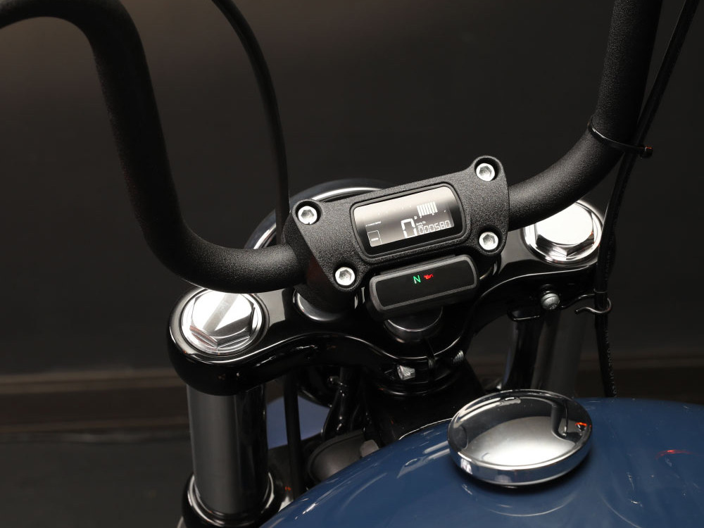 Koso Speedometer/Tachometer – Black. Fits Softail Street Bob, Breakout, Low Rider ST and Standard 2018-2023 Without Traction Control