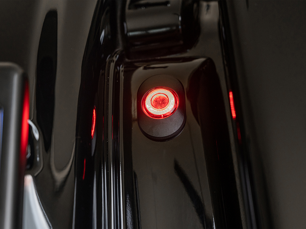 T/Signal; Sleek Lights FLH%2706up