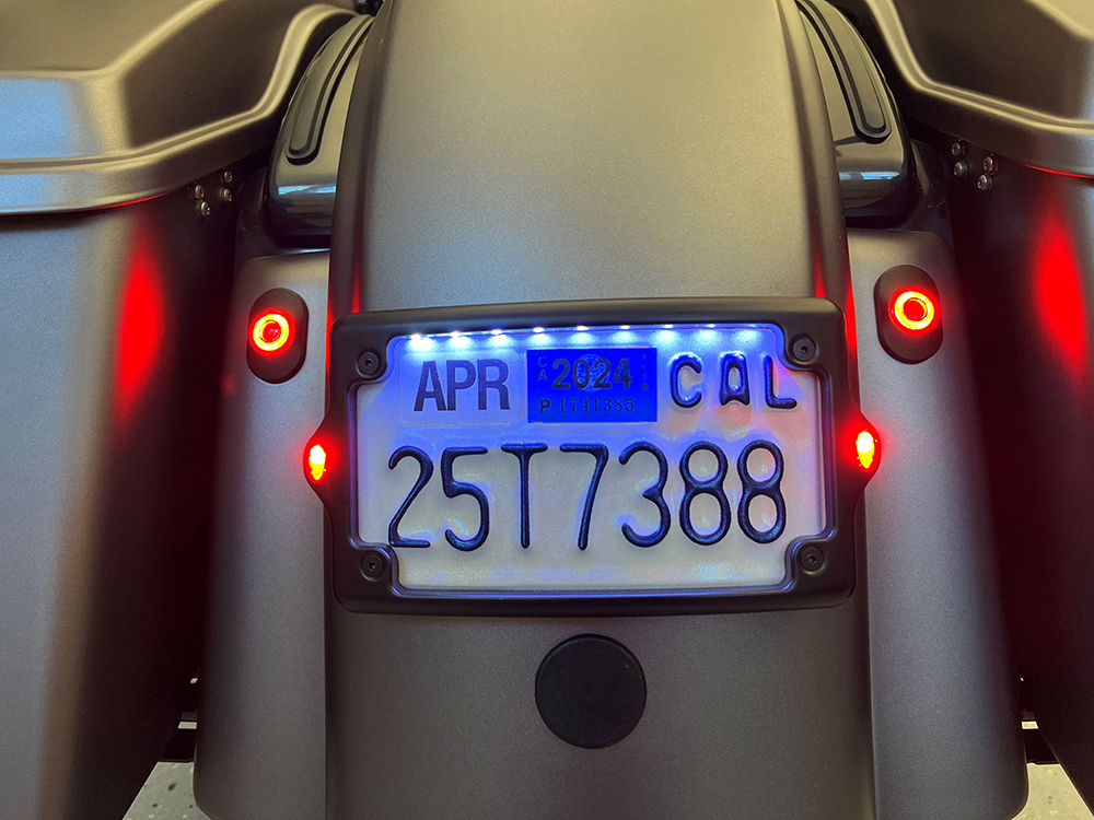 Kodlin Elypse 3-1 Curved LED Number Plate Kit – Black. Fits most Touring 2013up.