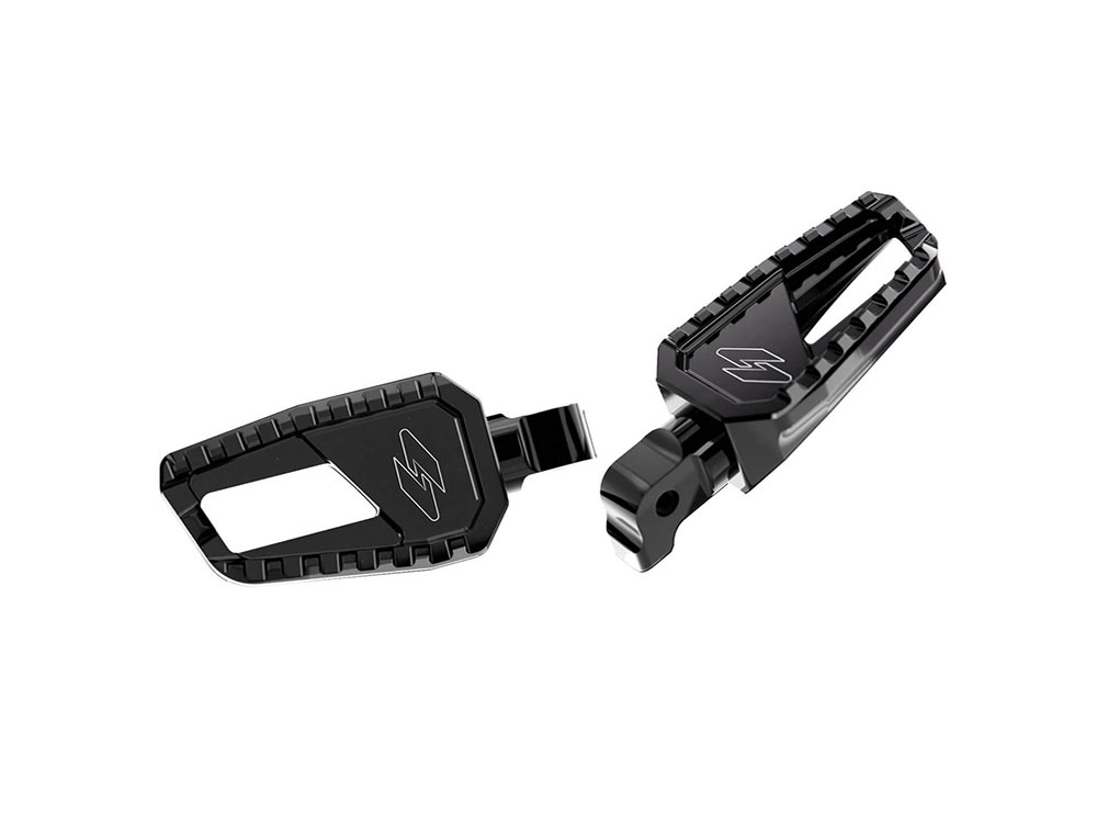 Kraus Moto Apex Edge Footpegs – Black. Fits Front on Indian Chief Dark Horse, Chief Bobber Dark Horse 2022up & Scout 2015up