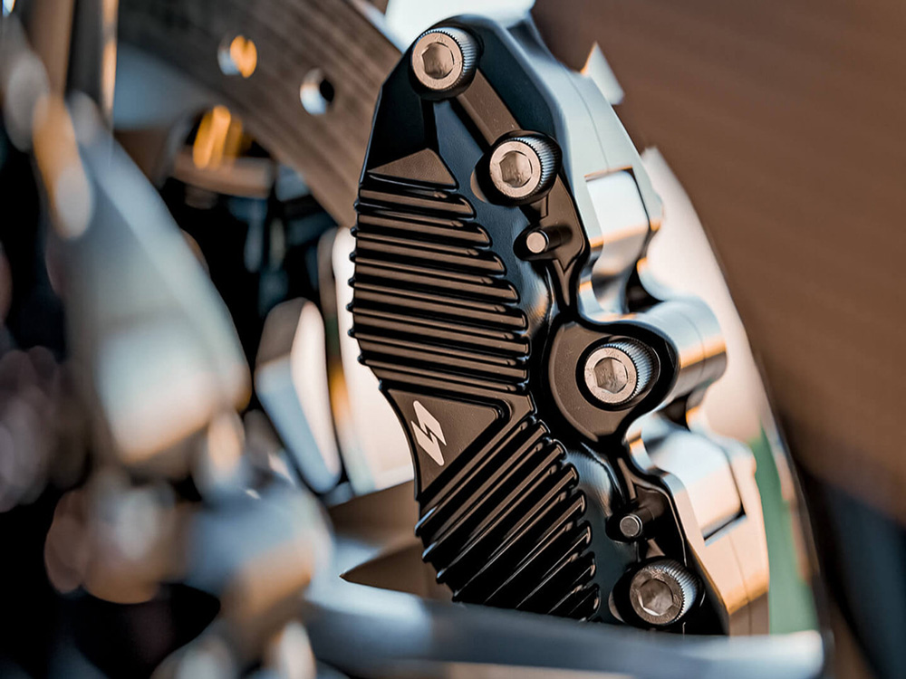 Caliper 4pist; RTX8 Radial RH Blk