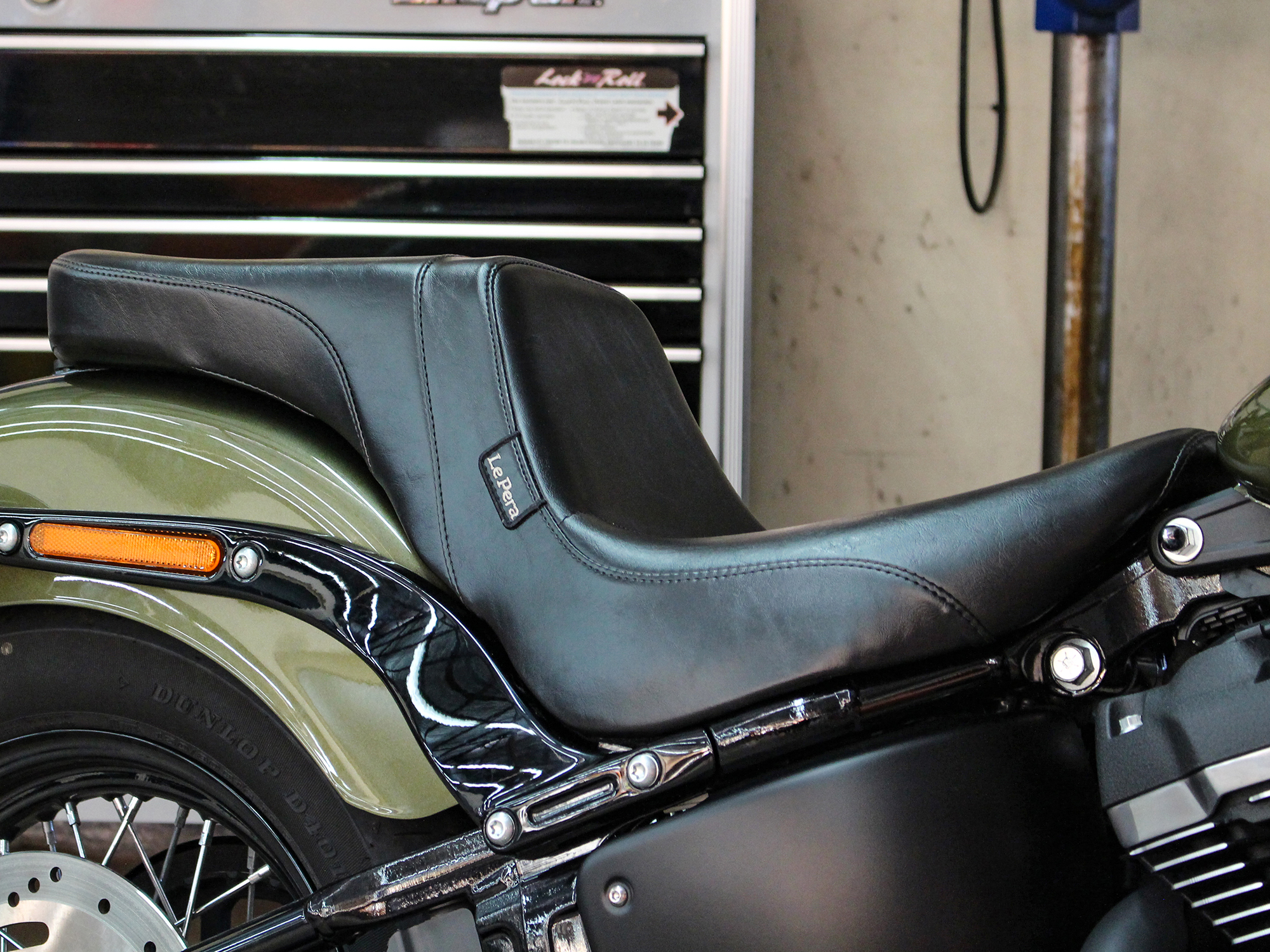 LEPERA SEATS Daytona Dual Seat – Smooth. Fits Softail Slim & Street Bob 2018up & Standard 2020up.