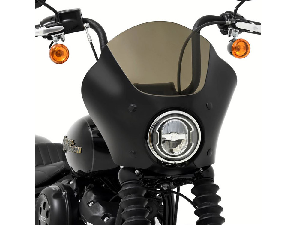 Memphis Shades Gauntlet Quarter Fairing. Fits Street Bob 2018up, Sportster 883C/1200C 1992-2010 & Sportster 72 2012-2016.