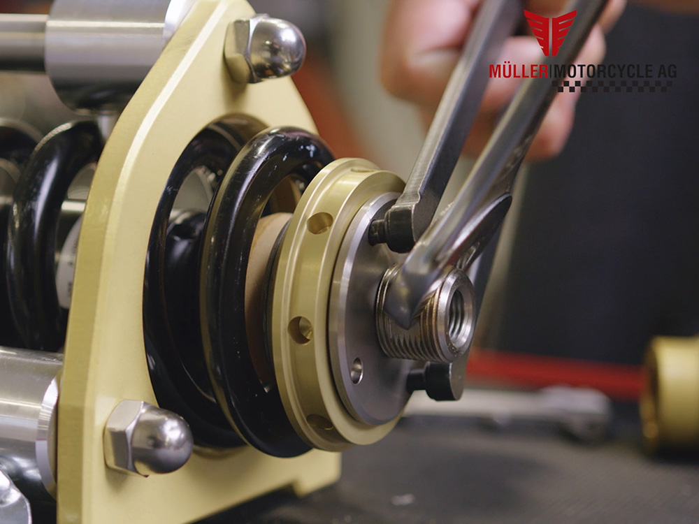 Shock Tool; Spring Compression M8