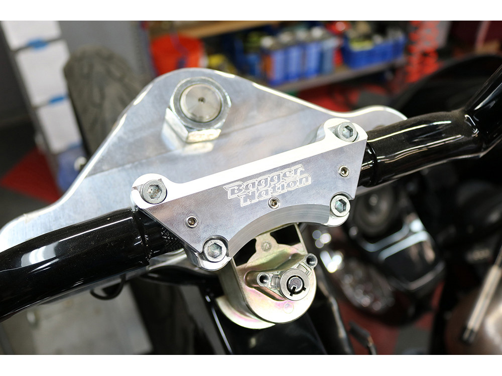 Bagger Nation 1 Piece No-Slip Super Handlebar Top Clamp. Fits Touring 1979-2007 & OEM for Touring 2008up.