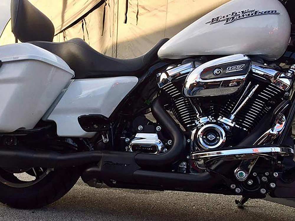 RINEHART EXHAUST Right Side Tuck & Under Headers – Black. Fits Touring 2017up.