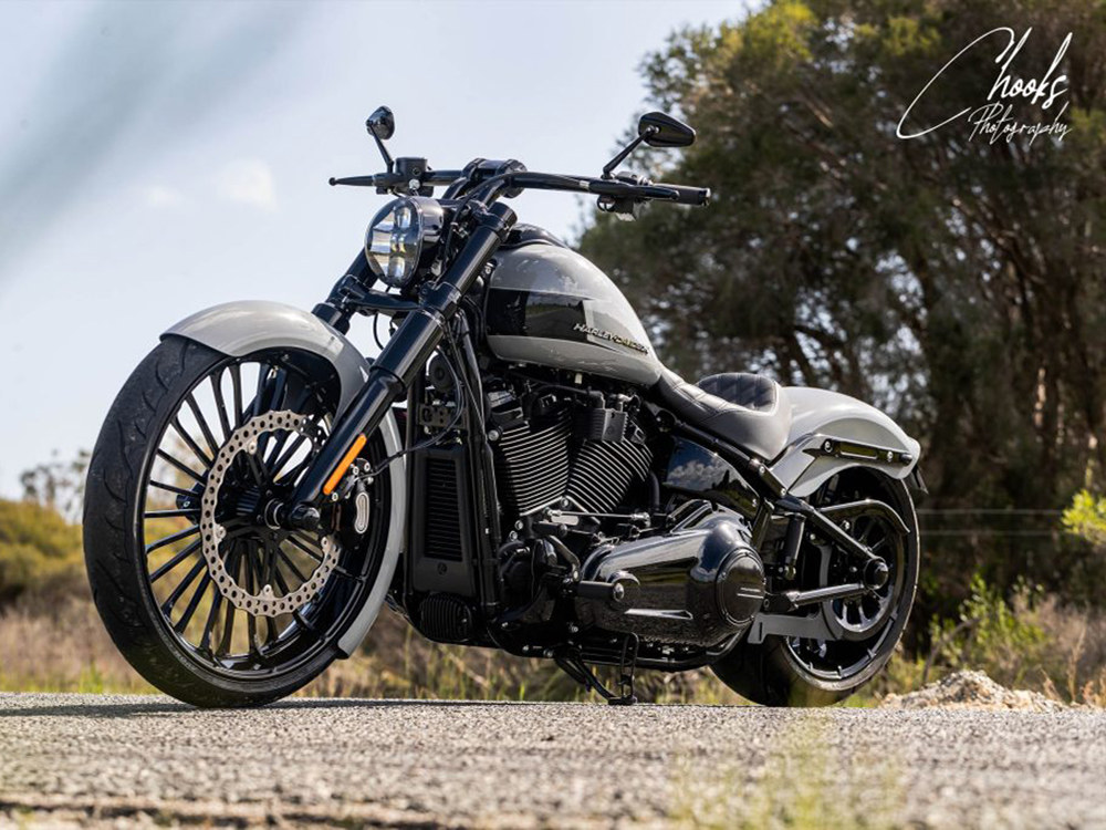 RWD V-Twin 6in. wide, Straight Cut LS-2 Front Fender. Fits Breakout 2013up with 23in. Front Wheel.