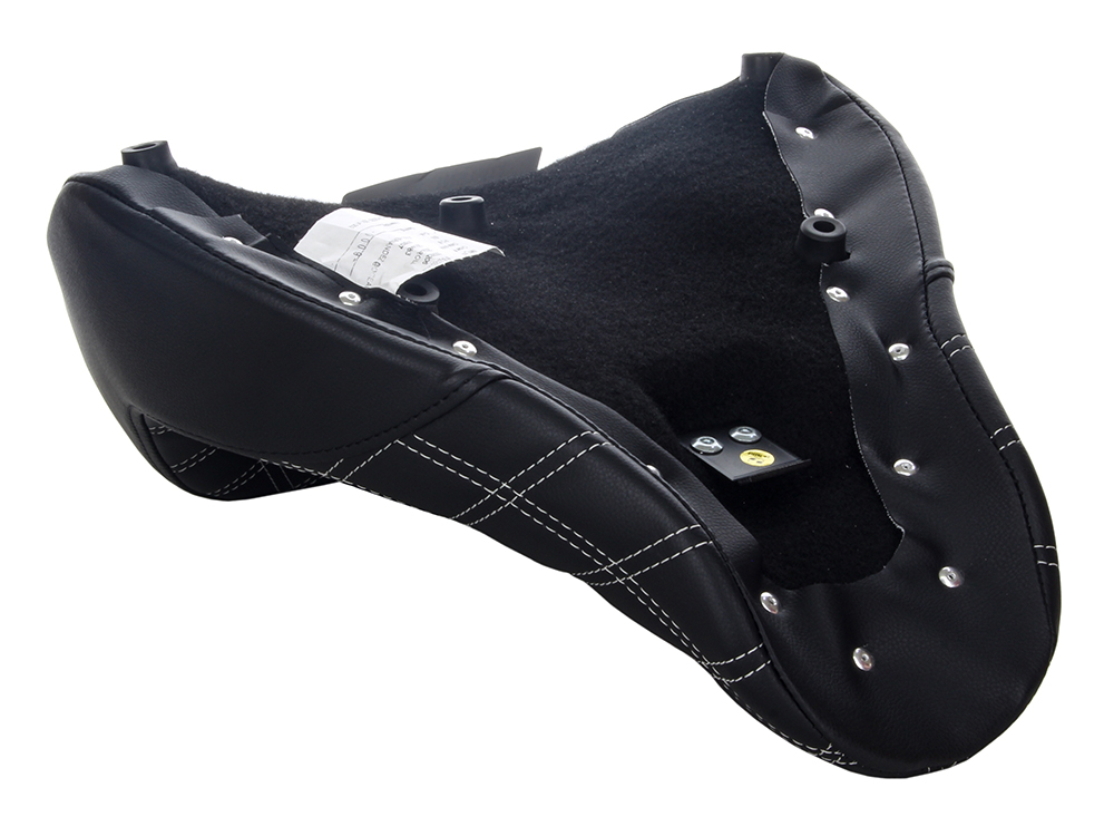 SADDLEMEN SEATS Renegade LS Solo Seat with Silver Double Diamond Lattice Stitch. Fits Fat Boy 2018up & Breakout 2023up