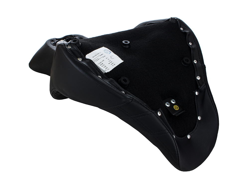 SADDLEMEN SEATS Explorer LS Dual Seat with Black Double Diamond Lattice Stitch. Fits Fat Boy 2018up & Breakout 2023up