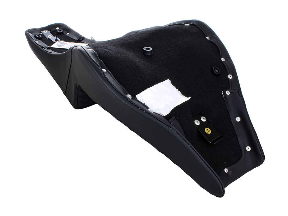 SADDLEMEN SEATS Step-Up Tuck & Roll Dual Seat. Fits Softail Street Bob 2018up & Standard 2020up.