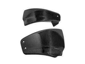 SADDLEMEN SEATS Carbon Side Covers – Gloss Finish. Fits Softail 2018-2024 without Remote Preload Adjuster SADDLEMEN SEATS Carbon Side Covers – Gloss Finish. Fits Softail 2018-2024 without Remote Preload Adjuster