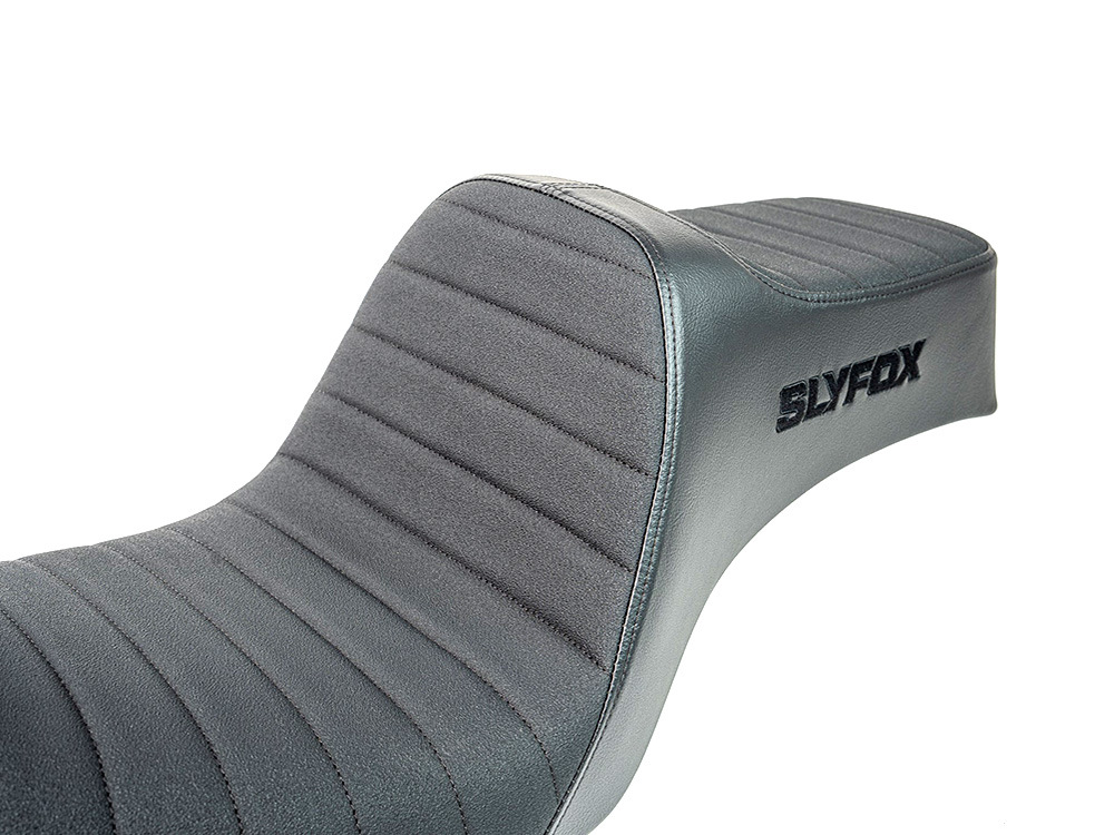 SLYFOX Highnoon Tuck N Roll Dual Seat. Fits Dyna 1996-2003