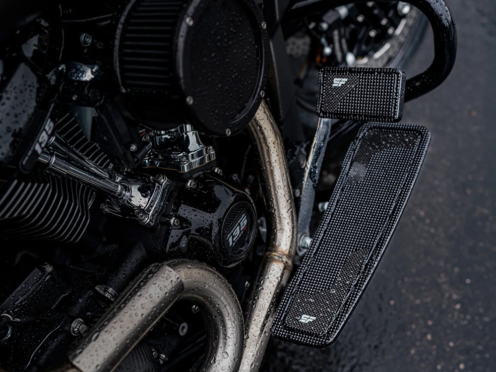 SLYFOX Bagger Rider Floorboards – Black. Fits Touring 1980up, FL Softail 1986-2017 & Dyna Switchback 2012-2016