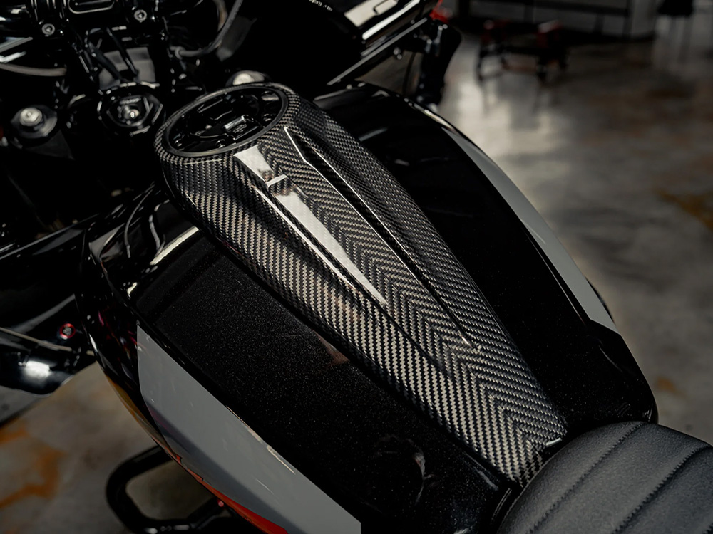 SF Carbon Dash – Gloss Finish. Fits CVO Touring 2023up, Street Glide & Road Glide 2024up, Touring 2025up