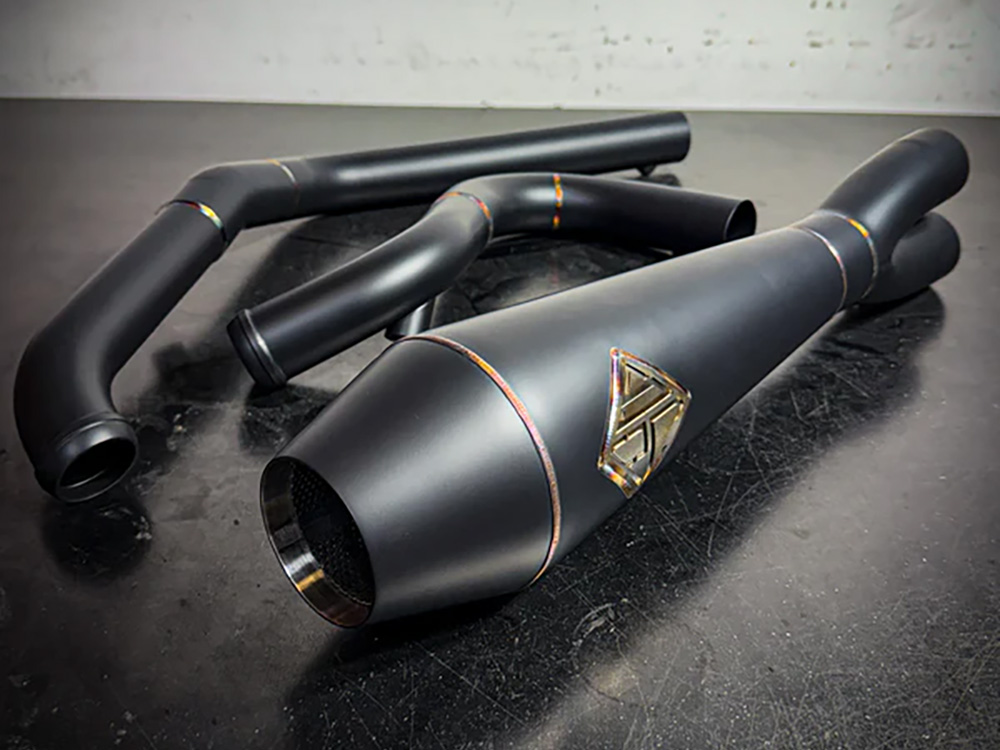 SP Concepts EXHAUST 2-into-1 4.5in. Big Bore Exhaust – Black Onyx. Fits Touring 2017up.